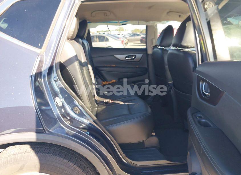 Photo 8 of 2016 Nissan Rogue SV (VIN 5N1AT2MT2GC911091)