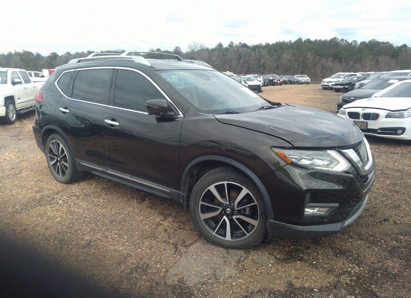 2017 Nissan Rogue SL (VIN 5N1AT2MT2HC755653) main photo