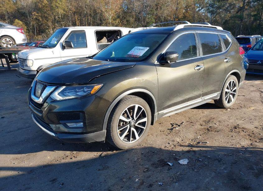 Photo 2 of 2017 Nissan Rogue SL (VIN 5N1AT2MT2HC755653)