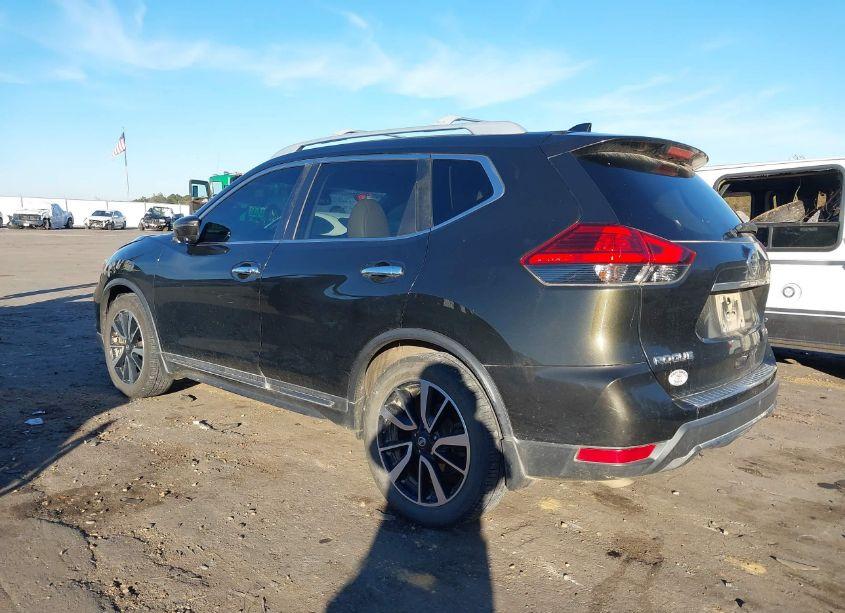 Photo 3 of 2017 Nissan Rogue SL (VIN 5N1AT2MT2HC755653)