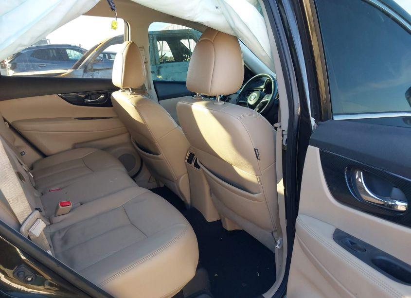 Photo 8 of 2017 Nissan Rogue SL (VIN 5N1AT2MT2HC755653)