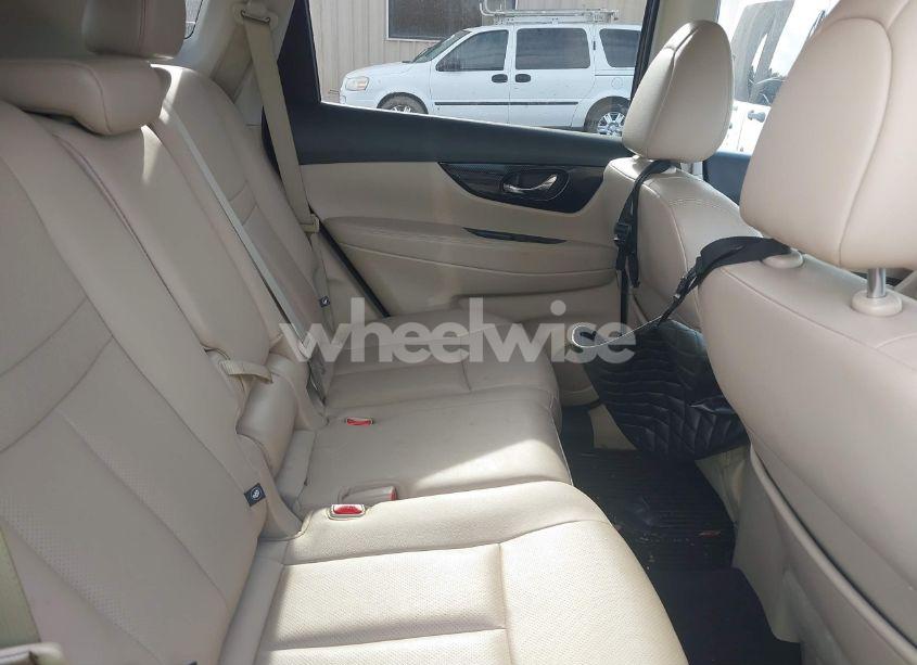 Photo 8 of 2017 Nissan Rogue SL (VIN 5N1AT2MT2HC795179)