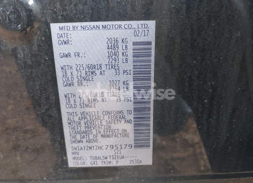 Photo 9 of 2017 Nissan Rogue SL (VIN 5N1AT2MT2HC795179)