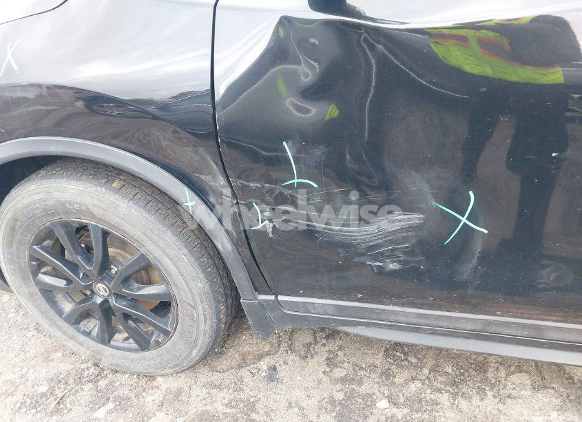 Photo 6 of 2017 Nissan Rogue SV (VIN 5N1AT2MT2HC807203)