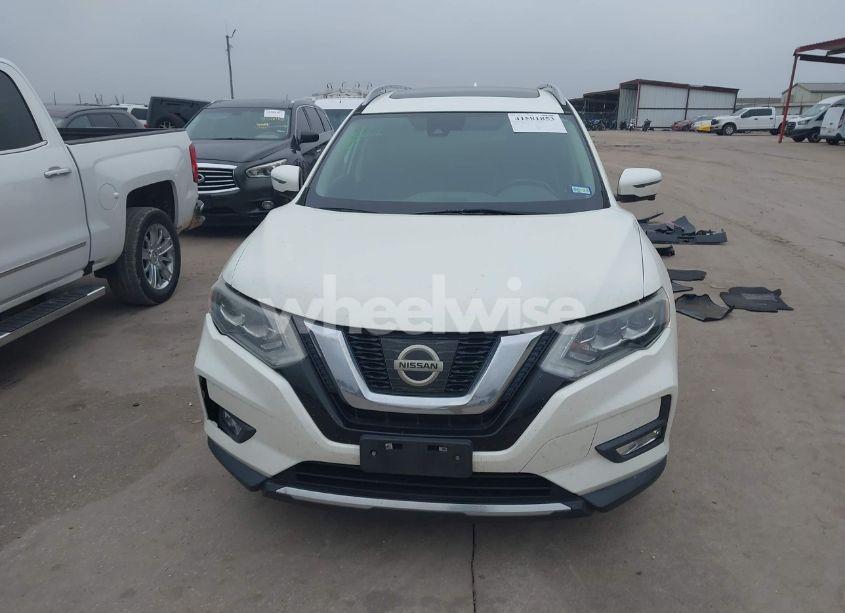 Photo 13 of 2017 Nissan Rogue SL (VIN 5N1AT2MT2HC884492)