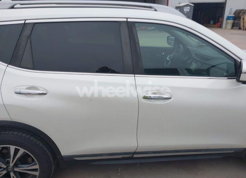 Photo 14 of 2017 Nissan Rogue SL (VIN 5N1AT2MT2HC884492)