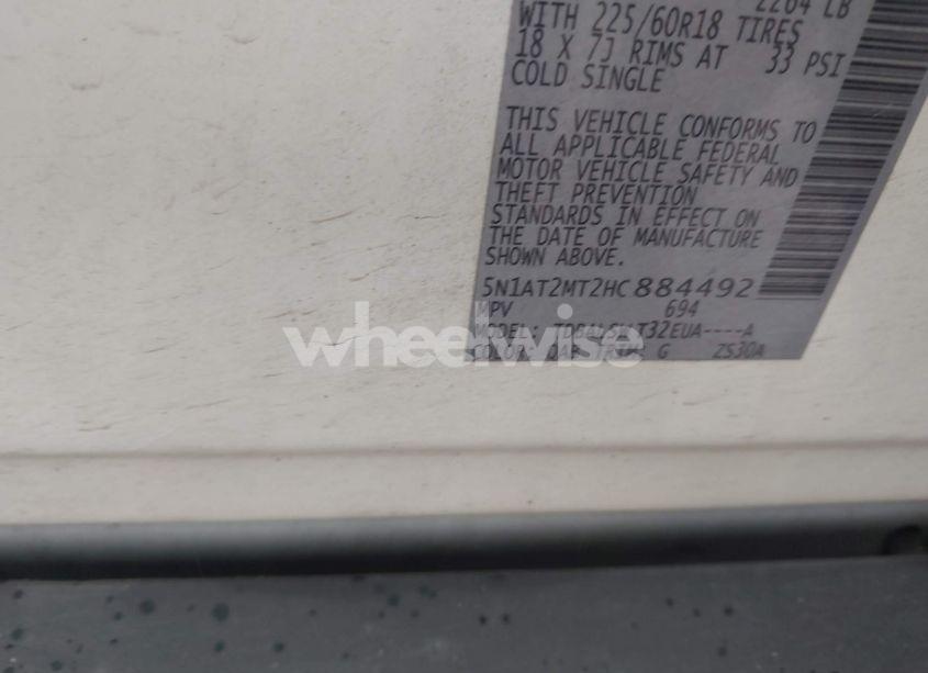 Photo 9 of 2017 Nissan Rogue SL (VIN 5N1AT2MT2HC884492)