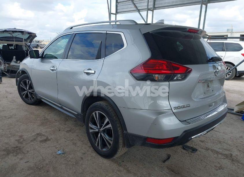 Photo 3 of 2017 Nissan Rogue SL (VIN 5N1AT2MT2HC887229)