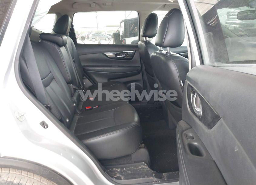 Photo 8 of 2017 Nissan Rogue SL (VIN 5N1AT2MT2HC887229)