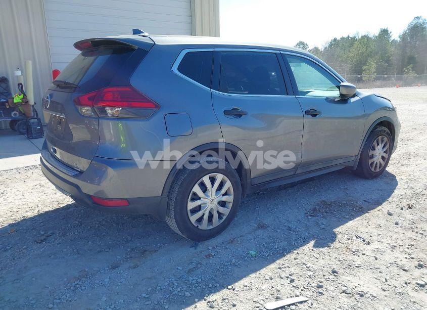 Photo 4 of 2017 Nissan Rogue S (VIN 5N1AT2MT2HC896593)
