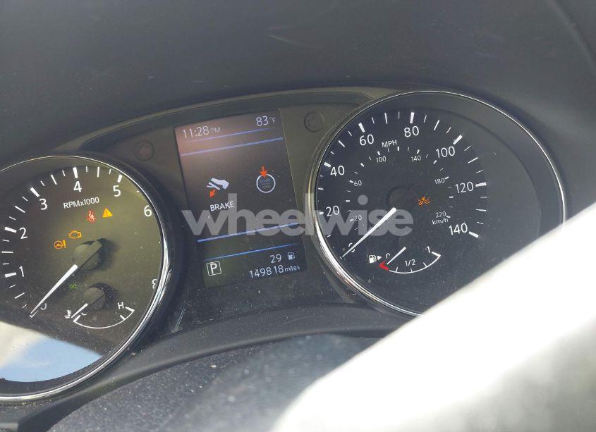 Photo 7 of 2018 Nissan Rogue SV (VIN 5N1AT2MT2JC726319)