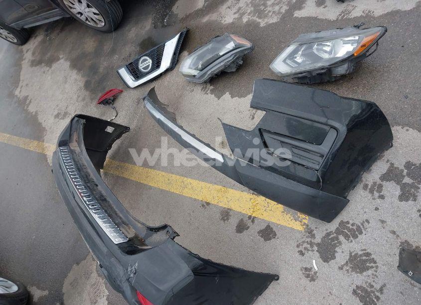 Photo 12 of 2018 Nissan Rogue S (VIN 5N1AT2MT2JC729835)