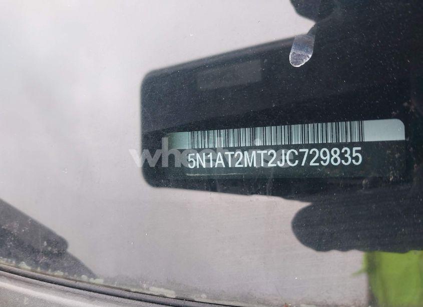 Photo 9 of 2018 Nissan Rogue S (VIN 5N1AT2MT2JC729835)