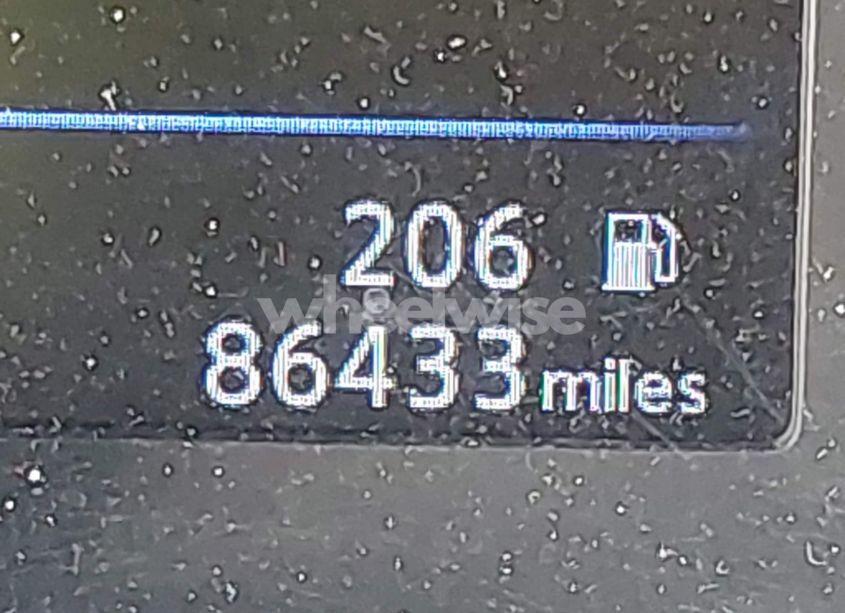 Photo 15 of 2018 Nissan Rogue SV (VIN 5N1AT2MT2JC732072)