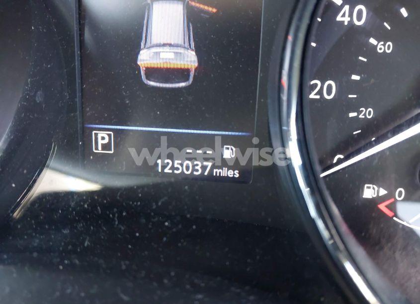 Photo 15 of 2018 Nissan Rogue SL (VIN 5N1AT2MT2JC738034)