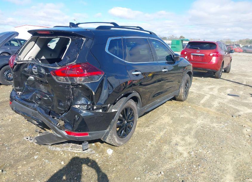 Photo 4 of 2018 Nissan Rogue SV (VIN 5N1AT2MT2JC750376)