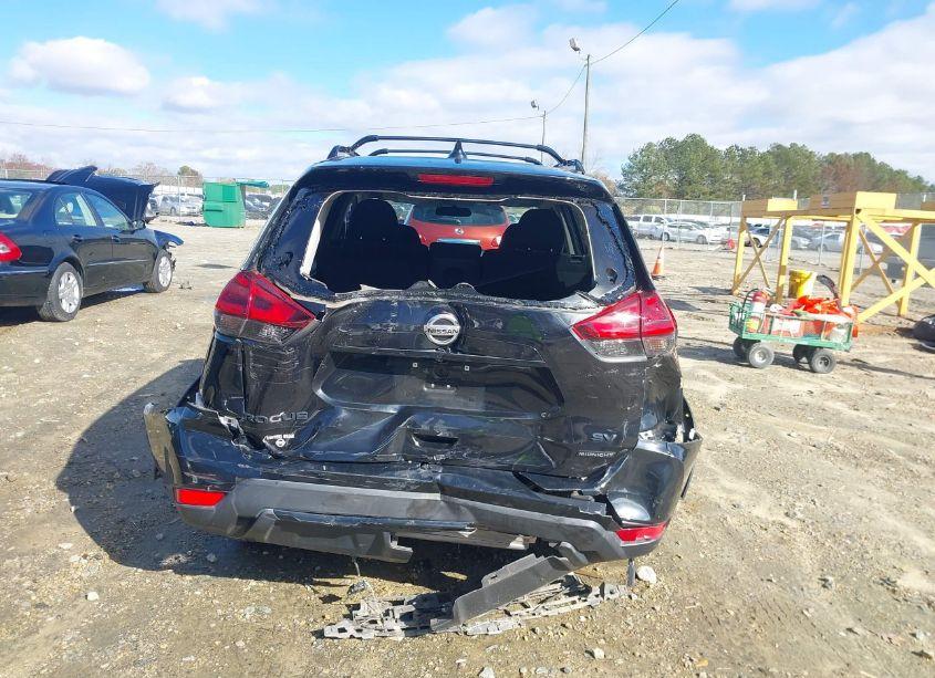 Photo 6 of 2018 Nissan Rogue SV (VIN 5N1AT2MT2JC750376)