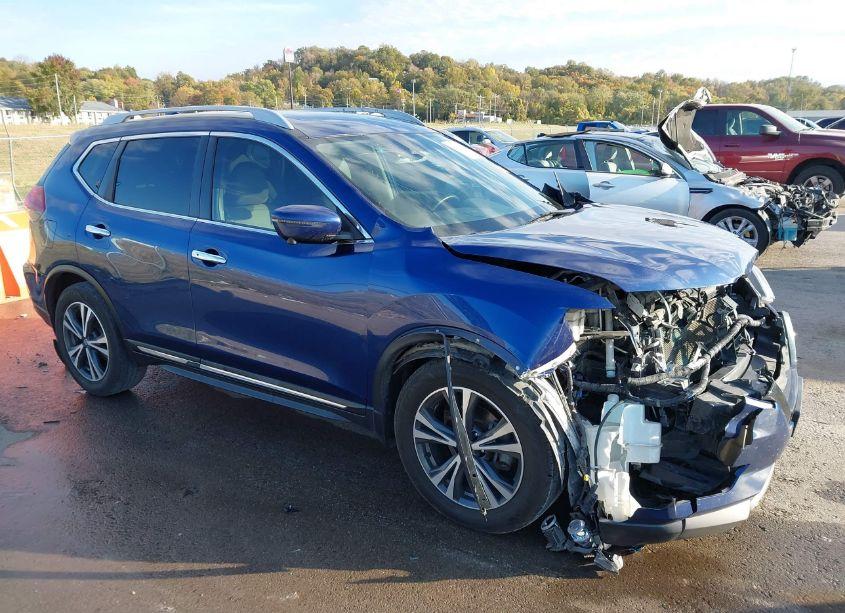 2018 Nissan Rogue SL (VIN 5N1AT2MT2JC761720) main photo