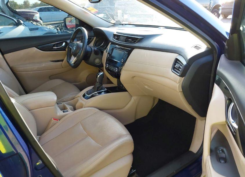 Photo 5 of 2018 Nissan Rogue SL (VIN 5N1AT2MT2JC761720)