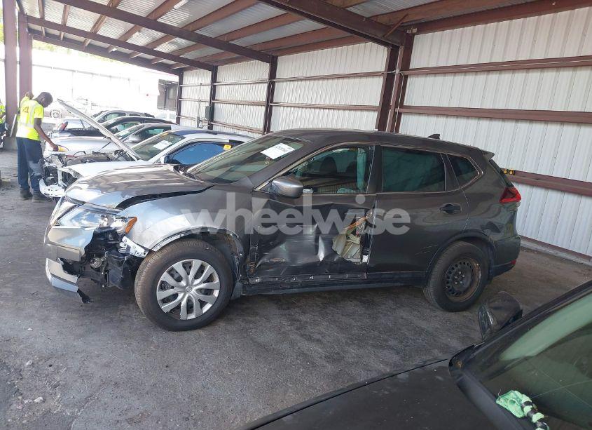 Photo 14 of 2018 Nissan Rogue S (VIN 5N1AT2MT2JC784284)