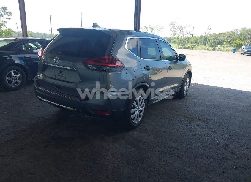 Photo 4 of 2018 Nissan Rogue S (VIN 5N1AT2MT2JC784284)