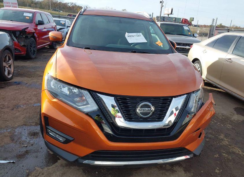 Photo 12 of 2018 Nissan Rogue SV (VIN 5N1AT2MT2JC786746)