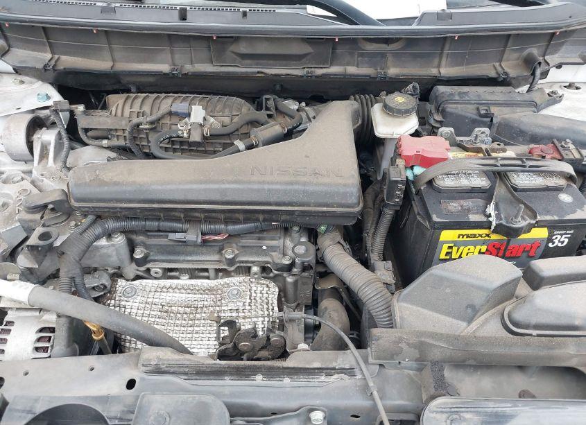 Photo 10 of 2018 Nissan Rogue S (VIN 5N1AT2MT2JC790165)