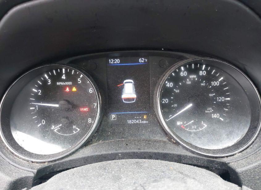 Photo 15 of 2018 Nissan Rogue S (VIN 5N1AT2MT2JC790165)