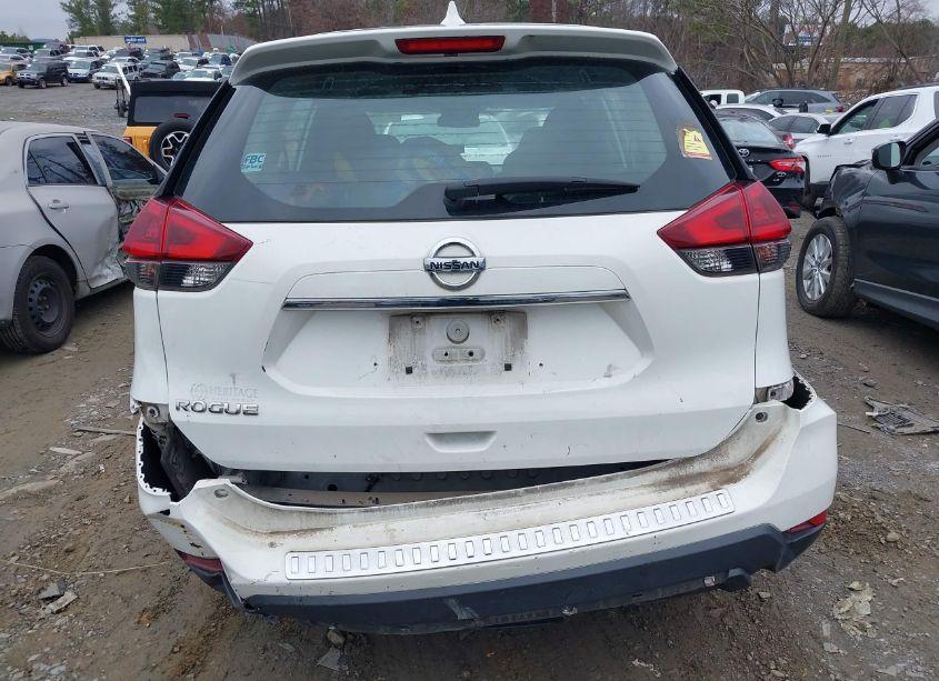 Photo 16 of 2018 Nissan Rogue S (VIN 5N1AT2MT2JC790165)