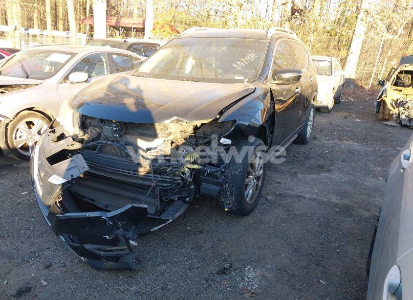 Photo 2 of 2018 Nissan Rogue SV (VIN 5N1AT2MT2JC802489)