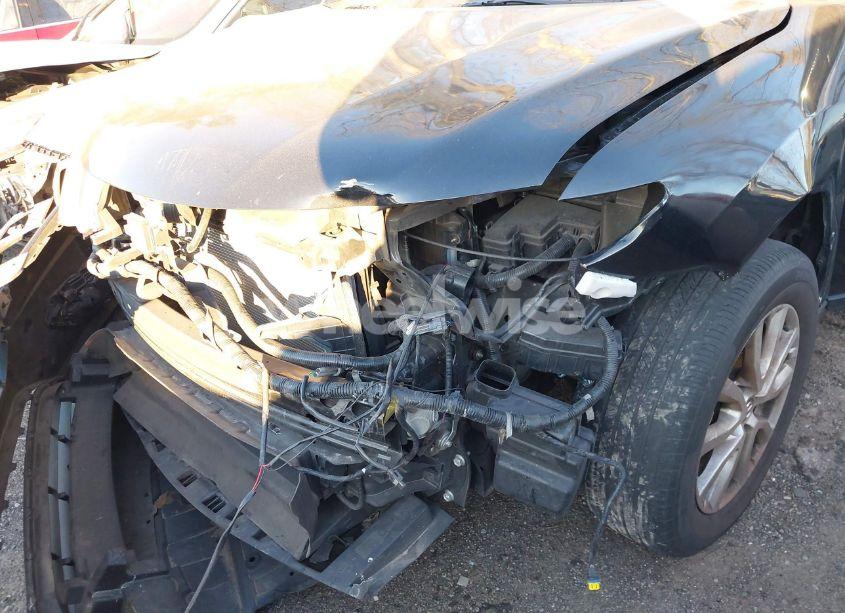 Photo 6 of 2018 Nissan Rogue SV (VIN 5N1AT2MT2JC802489)