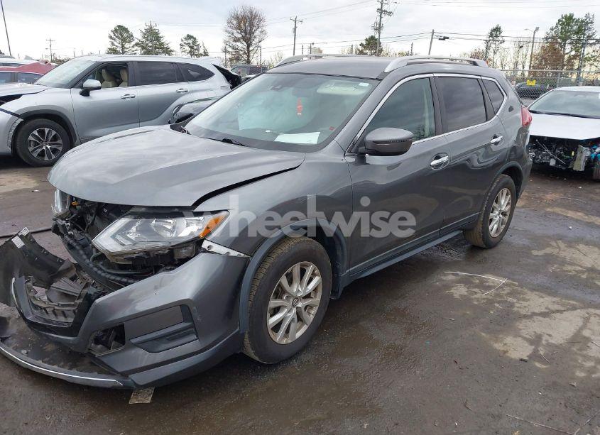 Photo 2 of 2019 Nissan Rogue S (VIN 5N1AT2MT2KC728928)