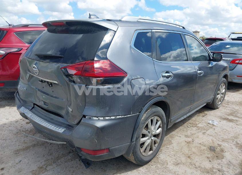 Photo 4 of 2019 Nissan Rogue S (VIN 5N1AT2MT2KC755305)