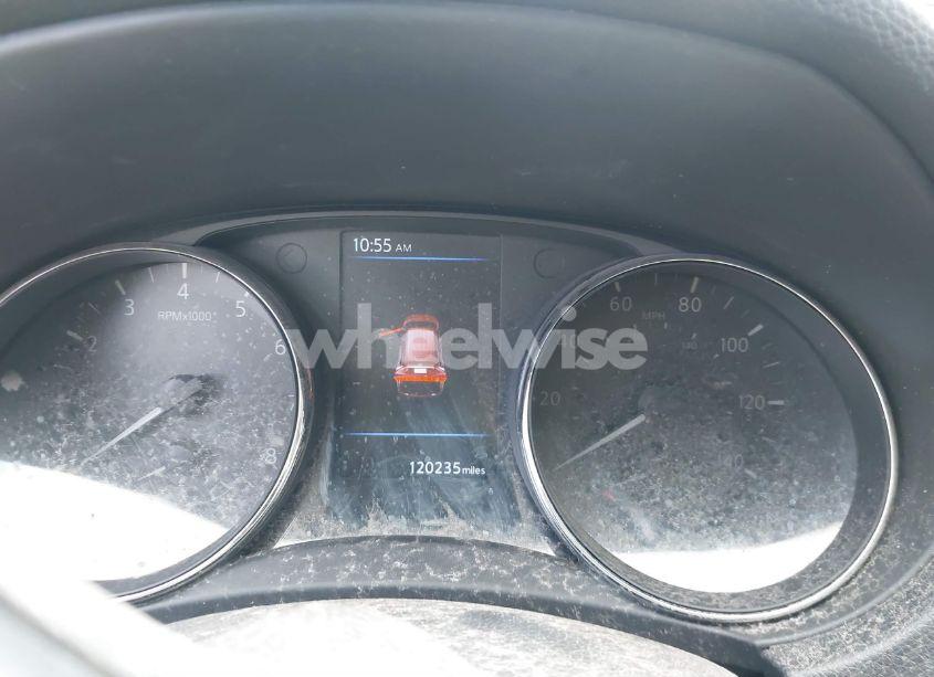 Photo 7 of 2019 Nissan Rogue S (VIN 5N1AT2MT2KC755305)