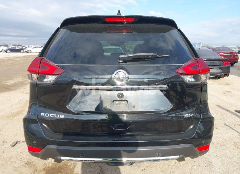 Photo 16 of 2019 Nissan Rogue SV (VIN 5N1AT2MT2KC775845)
