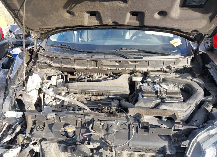 Photo 10 of 2019 Nissan Rogue SL (VIN 5N1AT2MT2KC777529)