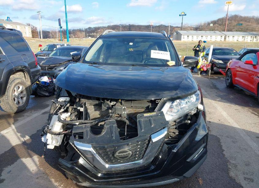 Photo 12 of 2019 Nissan Rogue SL (VIN 5N1AT2MT2KC777529)