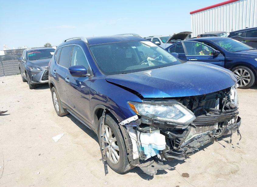 2019 Nissan Rogue S (VIN 5N1AT2MT2KC831668) main photo