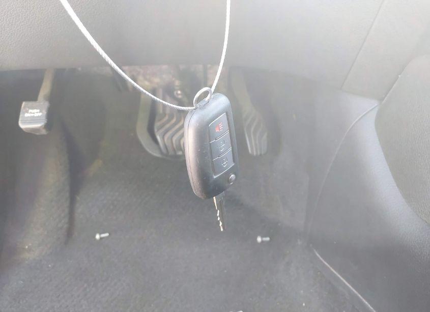 Photo 11 of 2019 Nissan Rogue S (VIN 5N1AT2MT2KC831668)