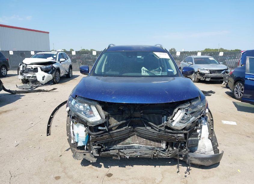 Photo 13 of 2019 Nissan Rogue S (VIN 5N1AT2MT2KC831668)