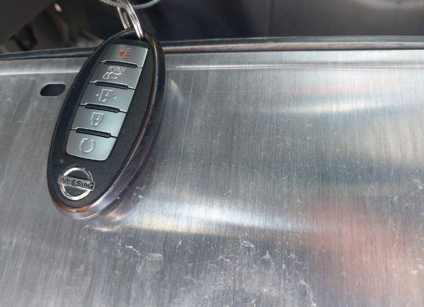 Photo 11 of 2019 Nissan Rogue SL (VIN 5N1AT2MT2KC843111)