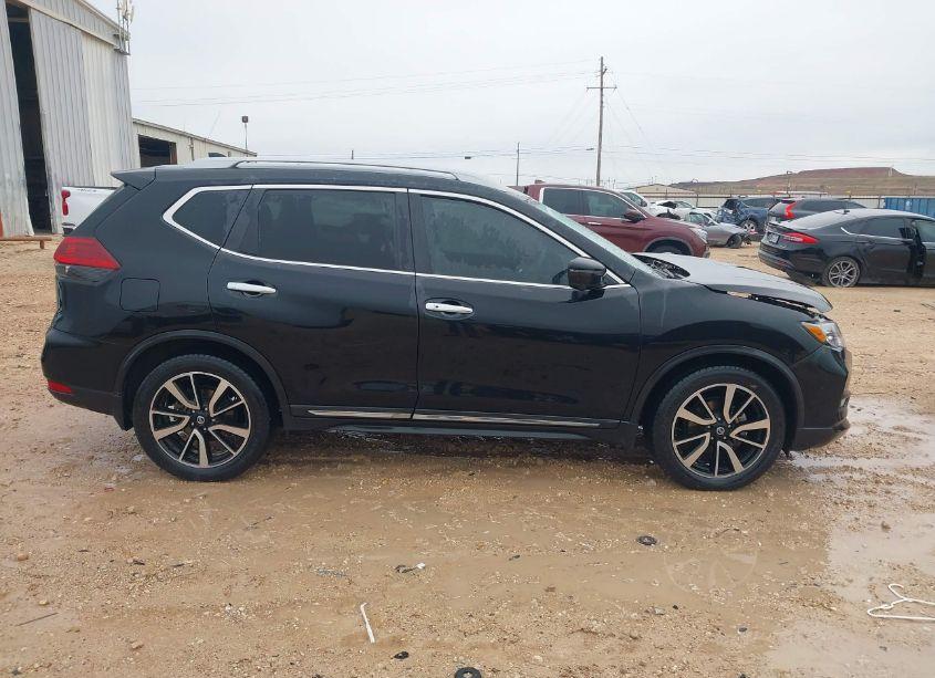 Photo 14 of 2019 Nissan Rogue SL (VIN 5N1AT2MT2KC843111)
