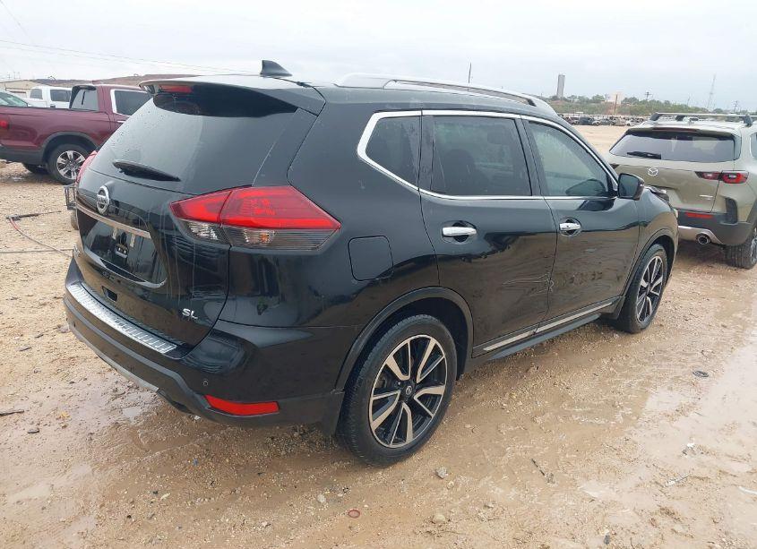 Photo 4 of 2019 Nissan Rogue SL (VIN 5N1AT2MT2KC843111)