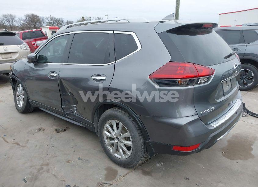 Photo 3 of 2019 Nissan Rogue S (VIN 5N1AT2MT2KC844453)