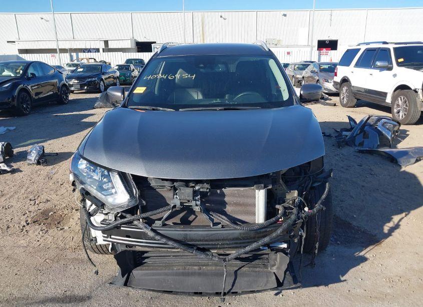 Photo 13 of 2020 Nissan Rogue SL FWD (VIN 5N1AT2MT2LC704629)