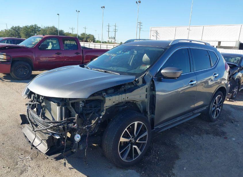 Photo 2 of 2020 Nissan Rogue SL FWD (VIN 5N1AT2MT2LC704629)