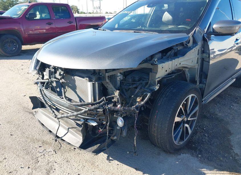 Photo 6 of 2020 Nissan Rogue SL FWD (VIN 5N1AT2MT2LC704629)