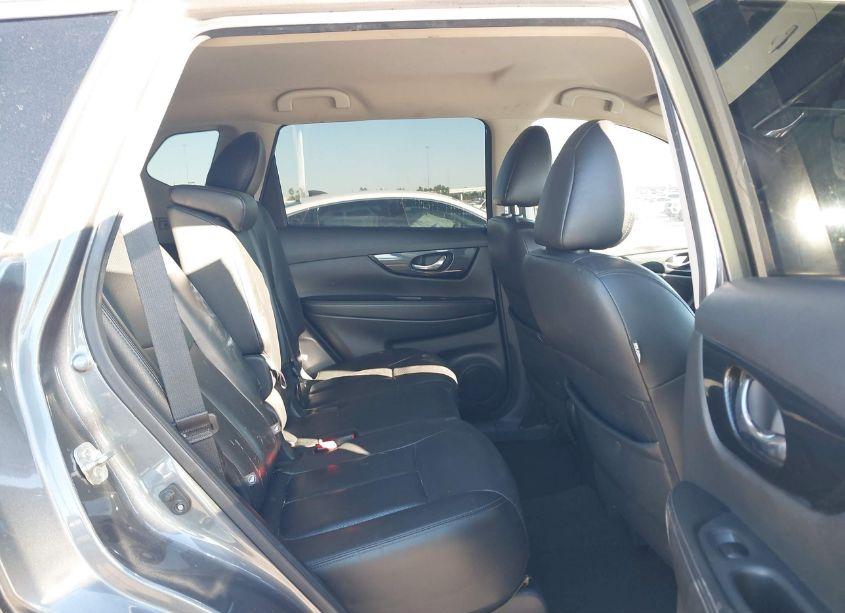 Photo 8 of 2020 Nissan Rogue SL FWD (VIN 5N1AT2MT2LC704629)