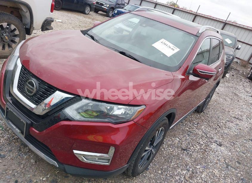 Photo 2 of 2020 Nissan Rogue SV FWD (VIN 5N1AT2MT2LC753359)