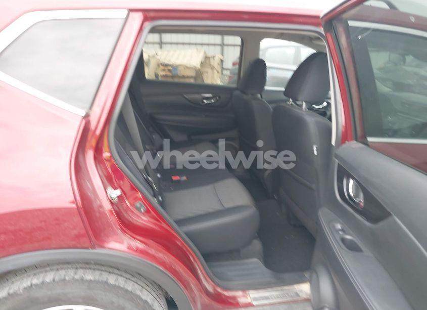 Photo 8 of 2020 Nissan Rogue SV FWD (VIN 5N1AT2MT2LC753359)